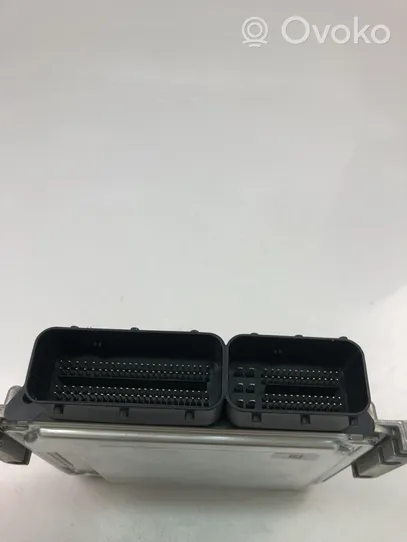 Volvo XC40 Centralina/modulo motore ECU 32313485