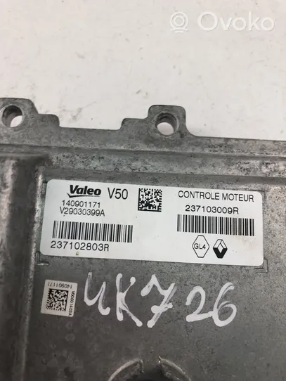 Renault Captur Komputer / Sterownik ECU silnika 237103009R