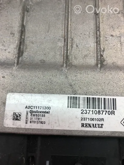 Renault Captur Komputer / Sterownik ECU silnika 237108770R