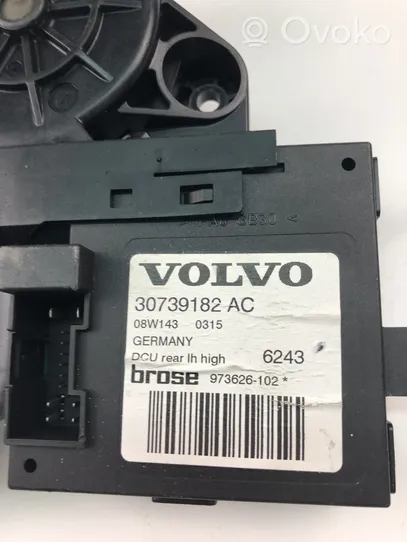 Volvo V50 Moteur de lève-vitre de porte avant 979039100