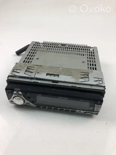 Mitsubishi Colt Radio/CD/DVD/GPS head unit E13022706