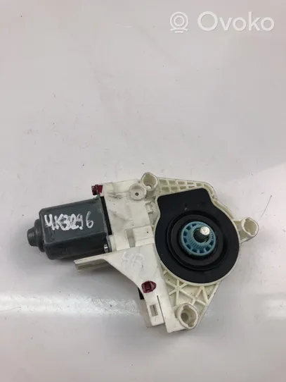 Audi A4 S4 B8 8K Motorino alzacristalli della portiera anteriore 8K0959812A