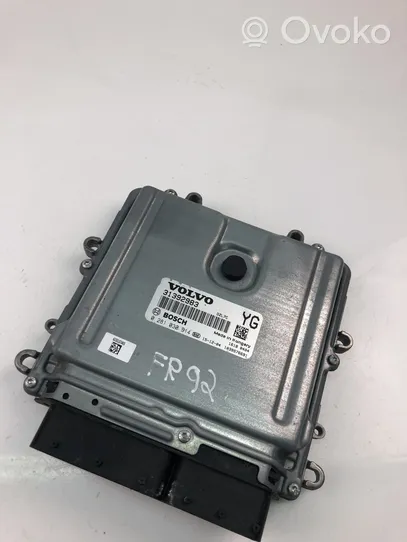 Volvo V60 Komputer / Sterownik ECU silnika 31392983