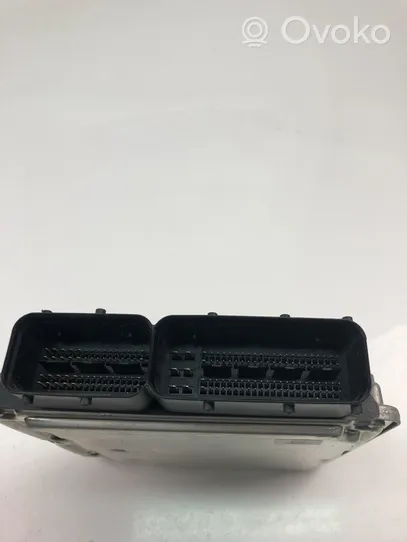 Audi Q3 8U Motora vadības bloka ECU 04L907309K