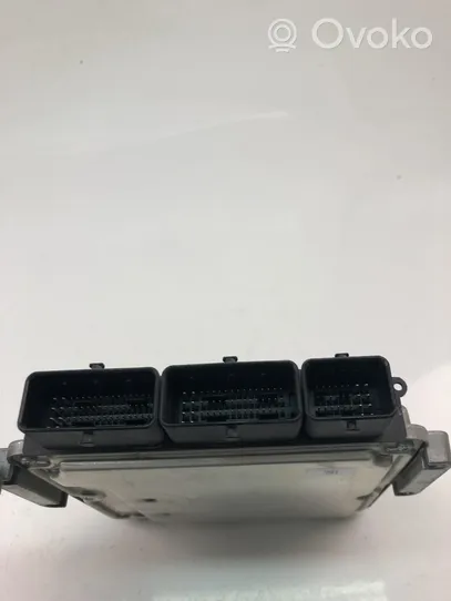 Renault Kangoo I Centralina/modulo motore ECU 237102747R