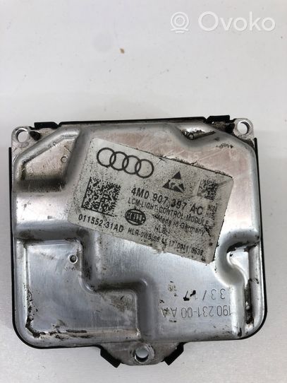 Audi Q7 4M Lampa przednia 4m0907397ac