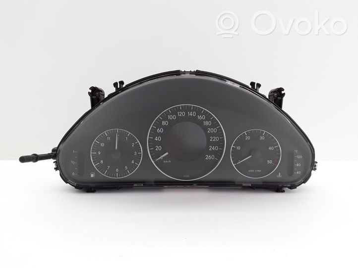 Mercedes-Benz E W211 Compteur de vitesse tableau de bord A2115408847