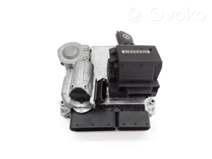 Mercedes-Benz E W211 Kit centralina motore ECU e serratura A6471530779