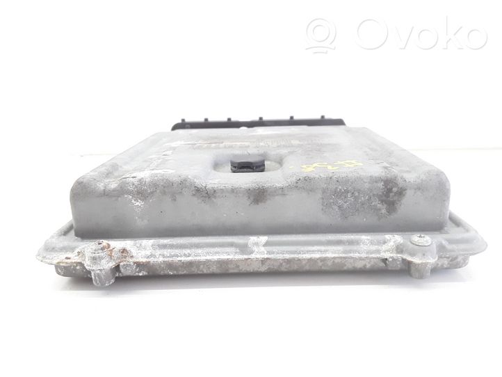 Mercedes-Benz R W251 Kit centralina motore ECU e serratura A6421506791