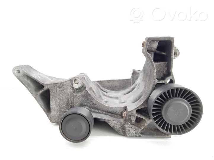 BMW 1 E81 E87 Support de générateur / alternateur 7802639