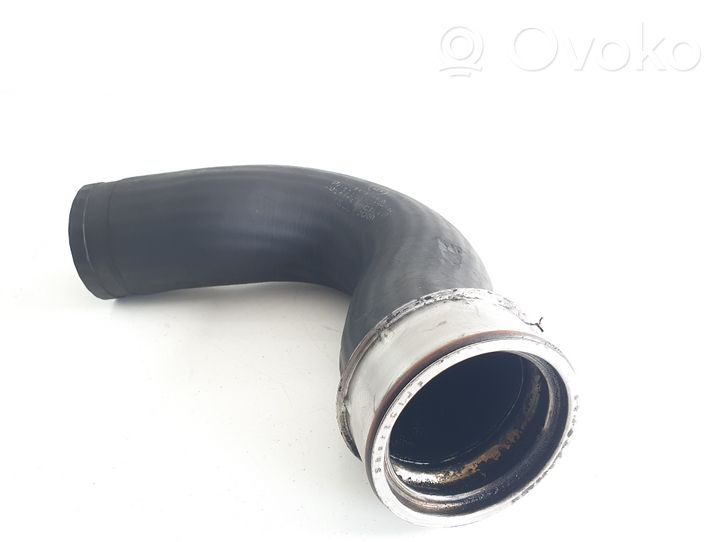 Mercedes-Benz ML W163 Tube d'admission de tuyau de refroidisseur intermédiaire A1635014582