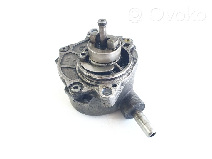 Mercedes-Benz S W220 Alipainepumppu A6282300065