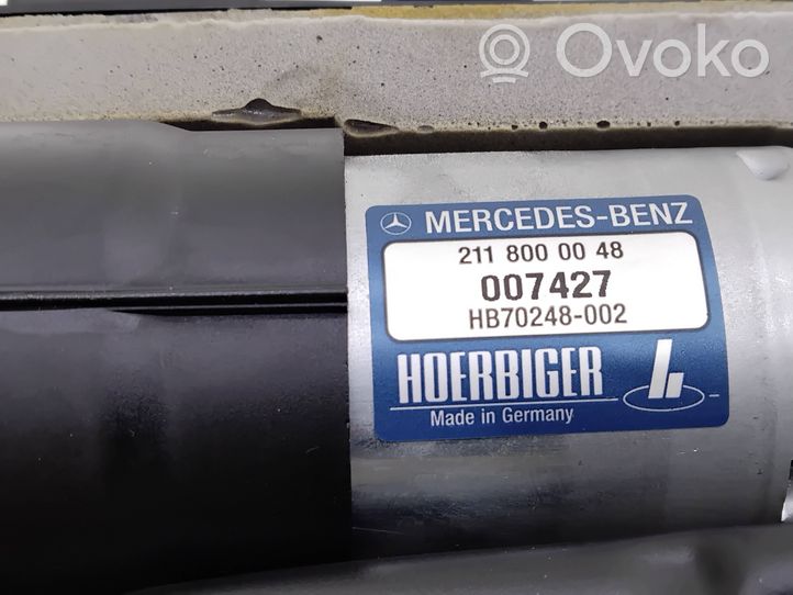 Mercedes-Benz E W211 Pompa / Siłownik klapy tylnej bagażnika / Komplet 2118000048