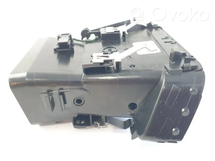 Mercedes-Benz E W212 Copertura griglia di ventilazione laterale cruscotto A2128303454