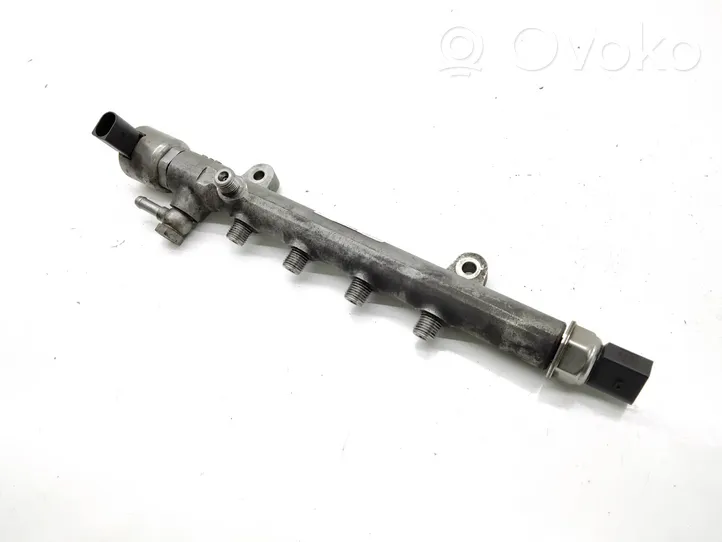 Mercedes-Benz E W212 Kraftstoffverteiler Einspritzleiste Verteilerrohr A6510700495