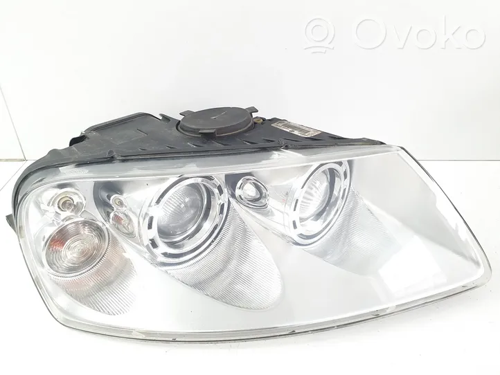 Volkswagen Touareg I Lampa przednia 7L6941016BQ