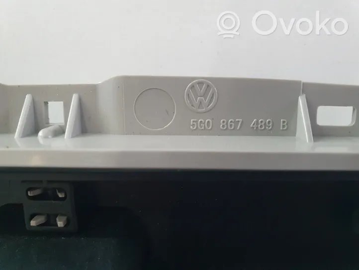Volkswagen Tiguan Illuminazione sedili anteriori 5G0867489B
