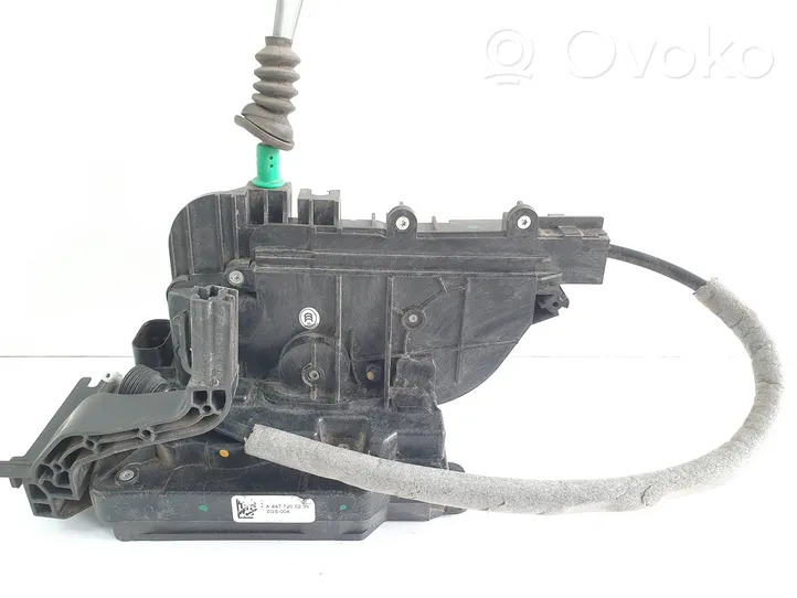 Mercedes-Benz Vito Viano W447 Front door lock A4477200235