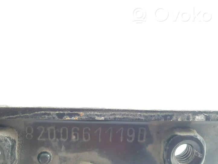 Opel Movano B Charnière arrêt tirant de porte coulissante 8200661119D