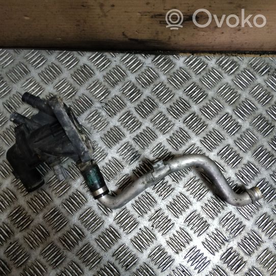 Ford Focus Termostat / Obudowa termostatu 