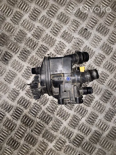 Peugeot 3008 II Boîtier de thermostat / thermostat 9812131480