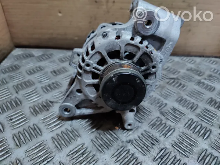 Hyundai i30 Generatore/alternatore 373002U200