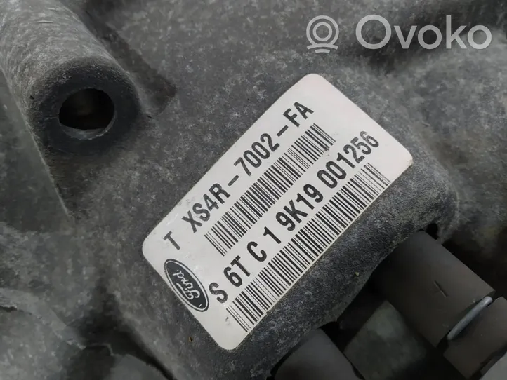 Ford Focus Manual 5 speed gearbox XS4R7002