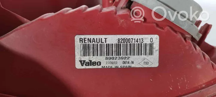 Renault Clio II Luci posteriori 8200071413