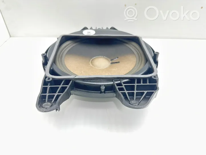 Audi A5 Enceinte de plage arrière 8W6035412