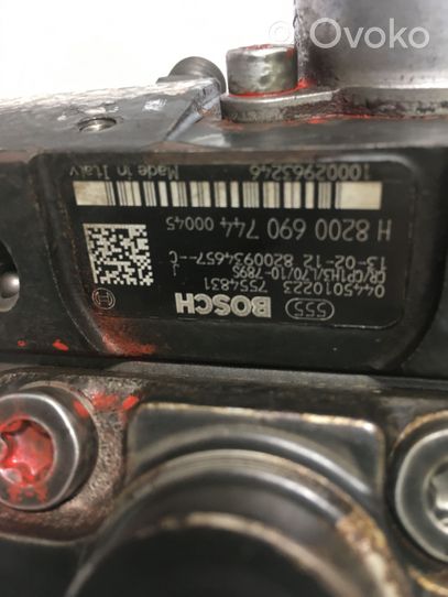 Nissan Qashqai Polttoaineen ruiskutuksen suurpainepumppu 0445010223