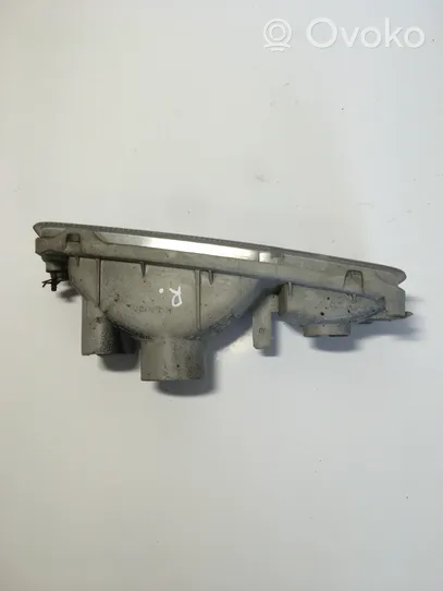 Mitsubishi L200 Indicatore di direzione anteriore 0414322R