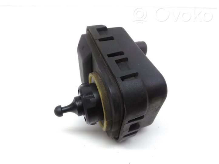 Opel Zafira A Headlight level adjustment motor 