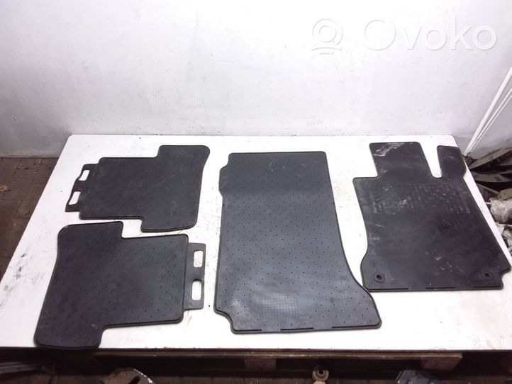 Mercedes-Benz C W204 Kit tapis de sol auto A2046840003