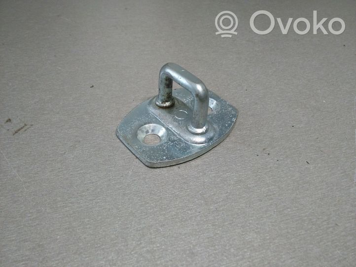 Toyota Corolla Verso AR10 Boucle de verrouillage porte avant / crochet de levage 