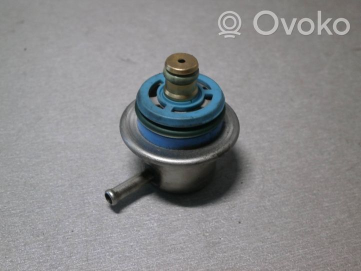 Smart ForTwo I Regulator ciśnienia paliwa 0000781889