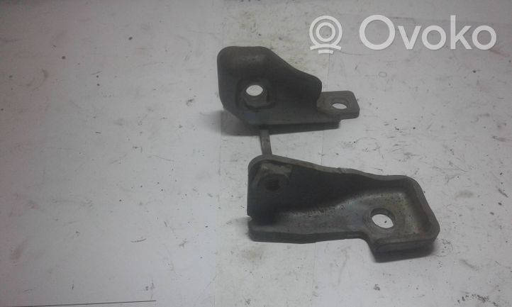 Opel Vivaro Autres pièces compartiment moteur 464214