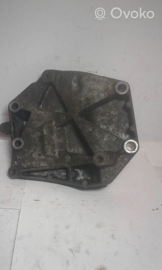 Opel Vectra C A/C compressor mount bracket 55191339