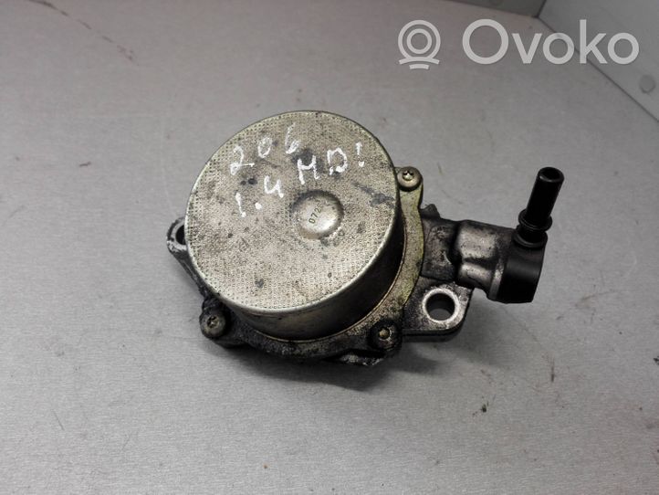 Peugeot 206 Pompe à vide 9658398080