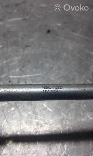 Toyota Corolla Verso E121 Glow plug NGK Y1012J