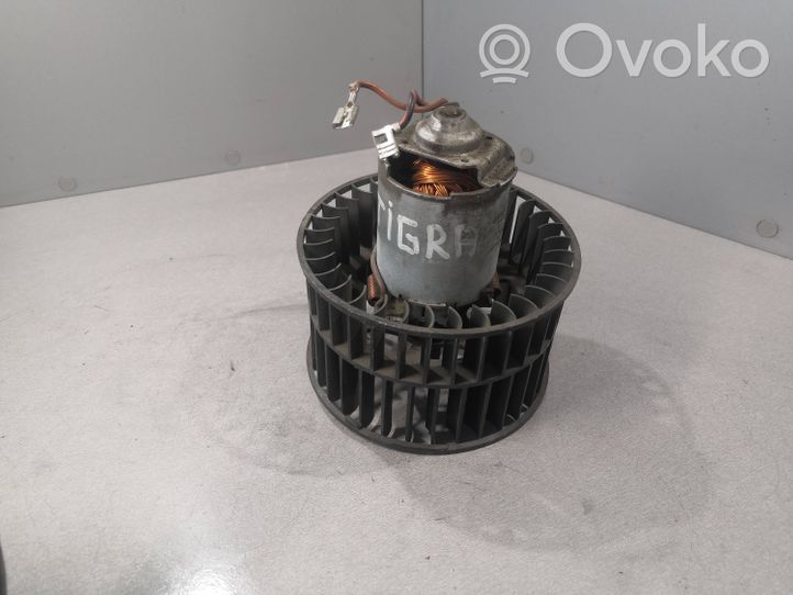 Opel Tigra A Ventola riscaldamento/ventilatore abitacolo 1BB42