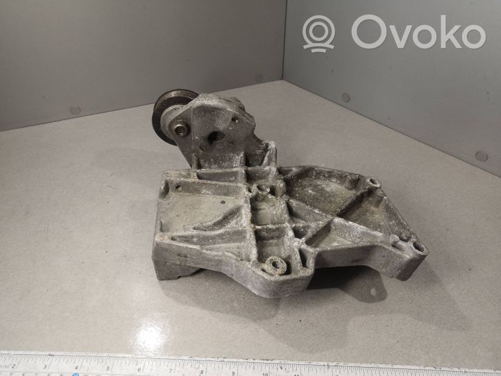 Audi A6 S6 C5 4B Engine mounting bracket 058260885C