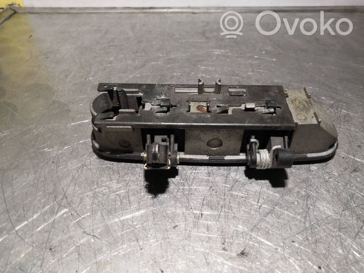 Audi A4 S4 B5 8D Maniglia esterna per portiera anteriore 4B2837886