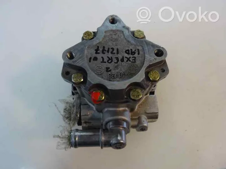Peugeot Expert Ohjaustehostimen pumppu 9624659580
