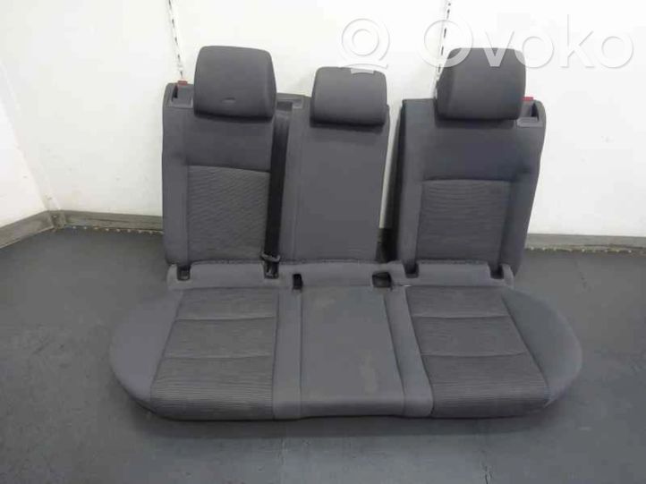 Golf v isofix online