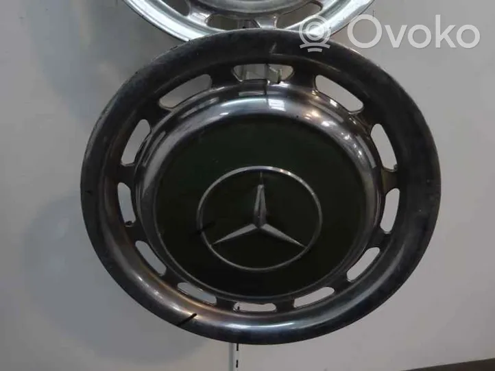 Mercedes-Benz E W123 Rūpnīcas varianta diska centra vāciņš (-i) 
