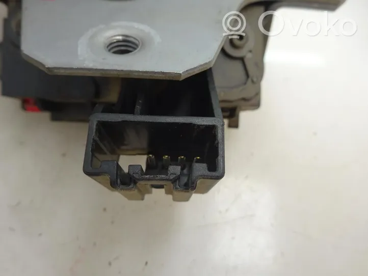 Ford Focus Tailgate lock latch 