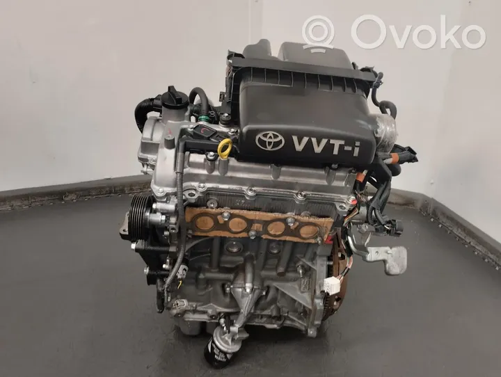 Toyota Yaris Silnik / Komplet 2SZ