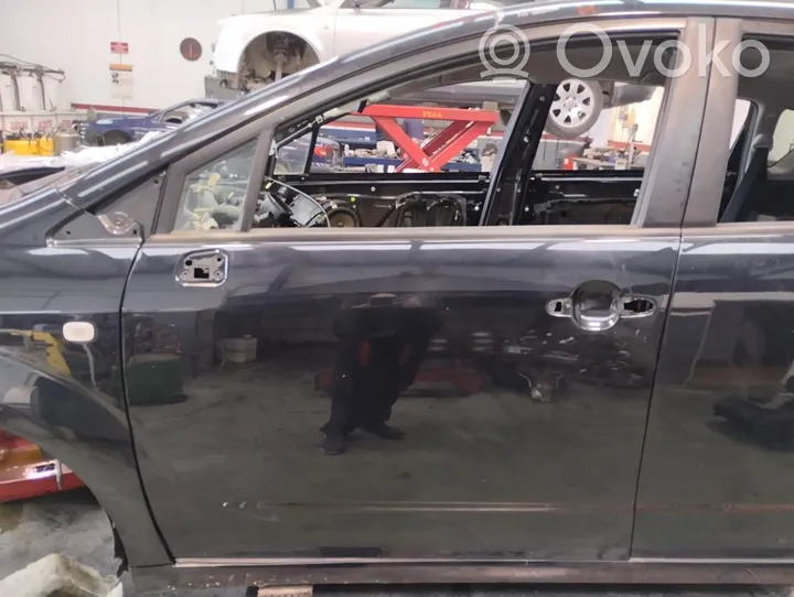 Toyota Corolla Verso AR10 Drzwi przednie 