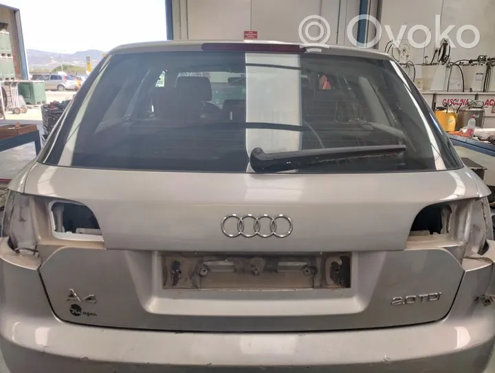 Audi A4 S4 B7 8E 8H Couvercle de coffre 