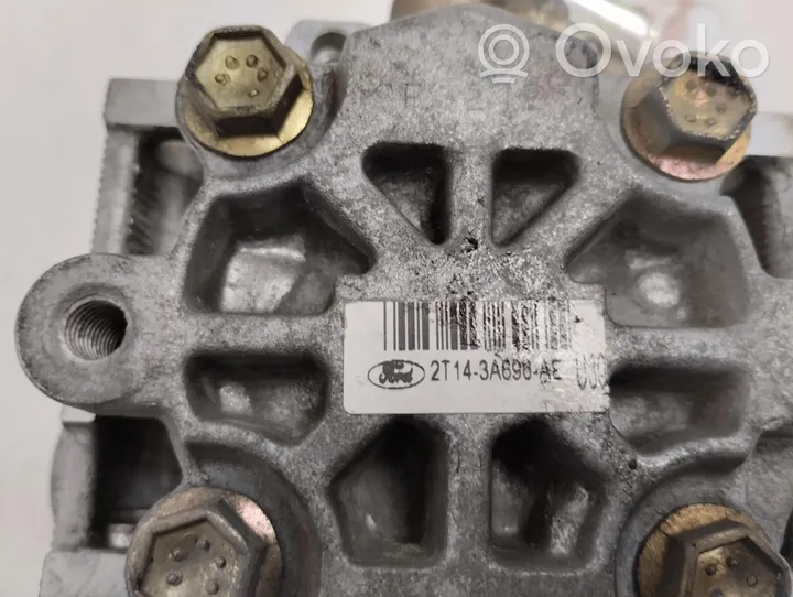 Ford Connect Ohjaustehostimen pumppu 2T14-3A696-AE
